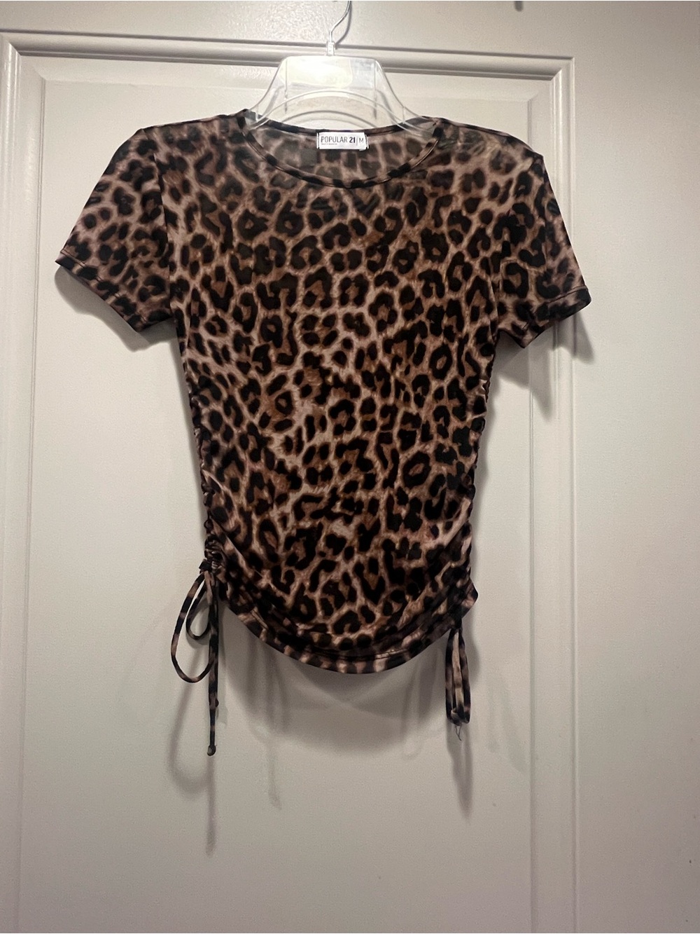 Popular 21 Brown Leopard Ruched Short Sleeve Tee